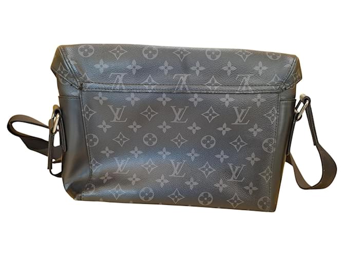 Louis Vuitton Voyager Messenger Monogram Eclipse Canvas PM Schwarz - Ansicht 2