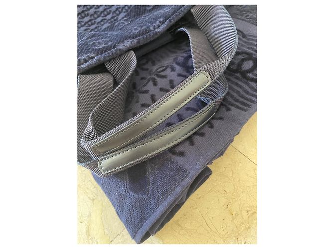 Chanel Borsa Tote in Spugna Blu Navy Monogramma CC Blu scuro - vista 3