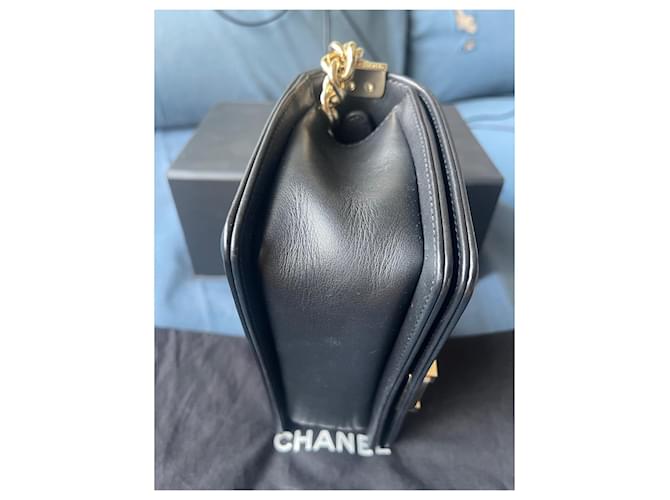 Chanel Borsa Boy Medium Nera Agnello Chevron Nero - vista 10