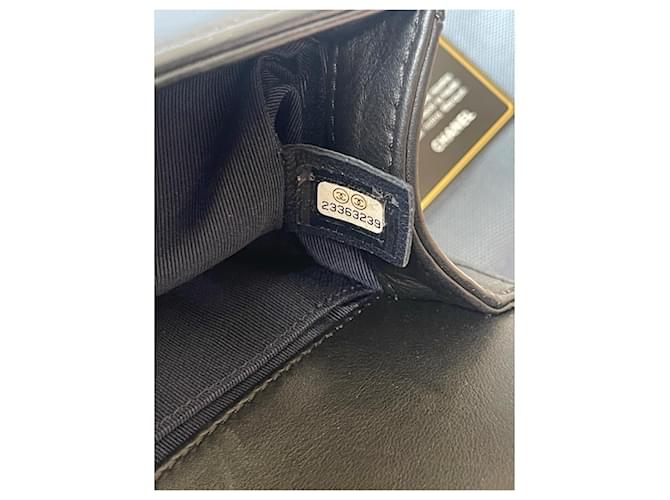 Chanel Borsa Boy Medium Nera Agnello Chevron Nero - vista 14