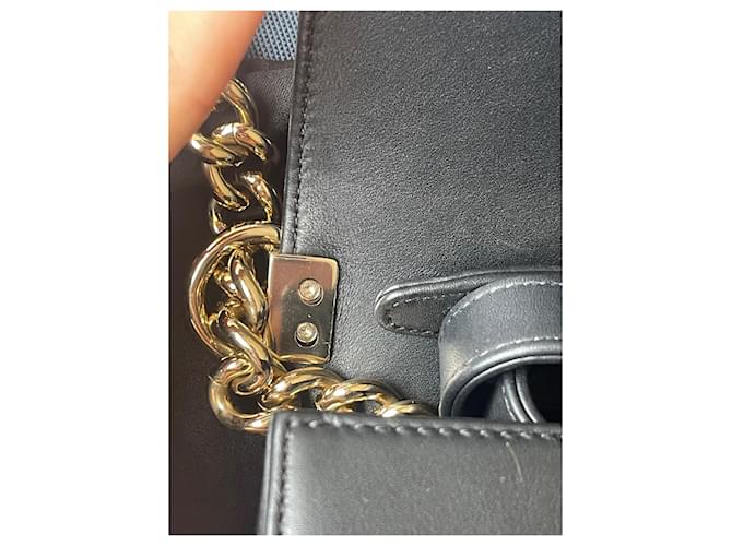 Chanel Borsa Boy Medium Nera Agnello Chevron Nero - vista 6