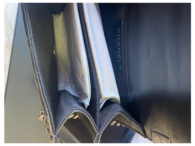 Borsa Chanel Boy Medium in pelle d'agnello nera Nero - vista 11