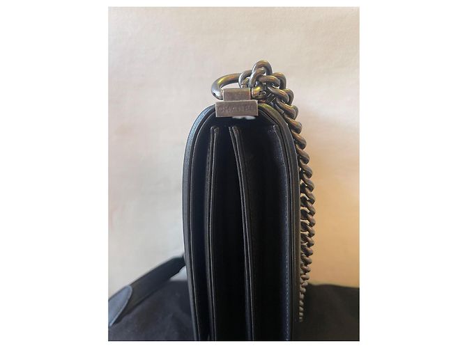 Borsa Chanel Boy Medium in pelle d'agnello nera Nero - vista 5