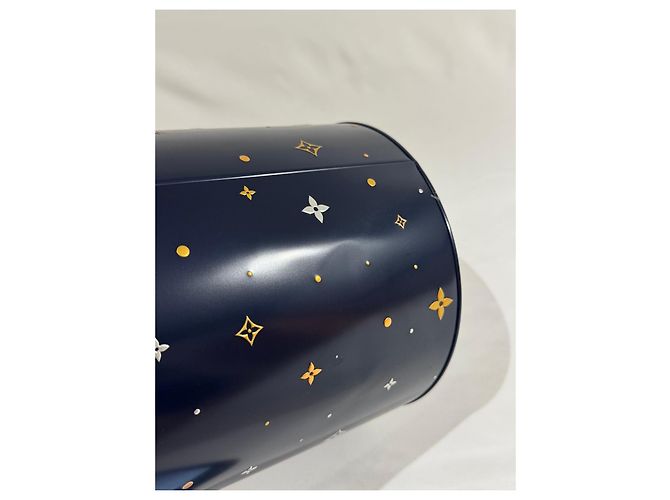 Louis Vuitton "Joyeuses Fêtes" Limitierte Weihnachts-Metallbox 2024 Golden Dunkelblau - Ansicht 4