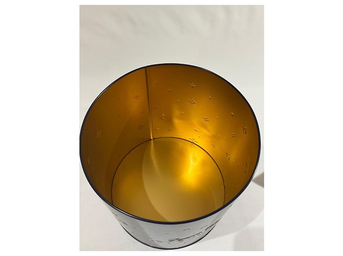 Louis Vuitton "Joyeuses Fêtes" Limitierte Weihnachts-Metallbox 2024 Golden Dunkelblau - Ansicht 6