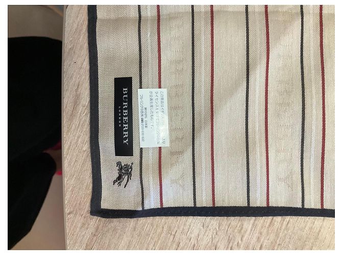 Carré Burberry a righe Nero Rosso Beige - vista 3