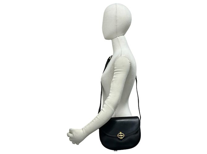 Céline Celine Vintage Carriage Hardware Schultertasche aus Kalbsleder Schwarz - Ansicht 2