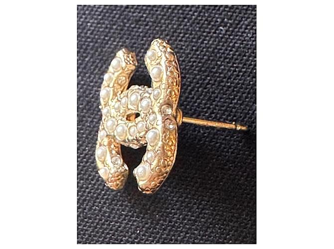 Orecchini a lobo Chanel CC con perle e tono oro Bianco D'oro - vista 2