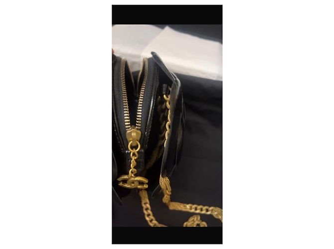 Borsa rotonda Chanel Camellia in vernice nera Nero - vista 6