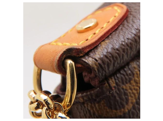 Borsa a Spalla Louis Vuitton Monogram Favorite MM Marrone - vista 13