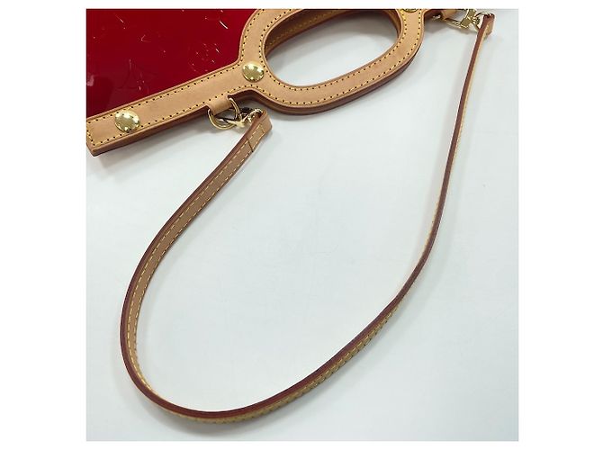Borsa Louis Vuitton Roxbury Drive in rosso - vista 10