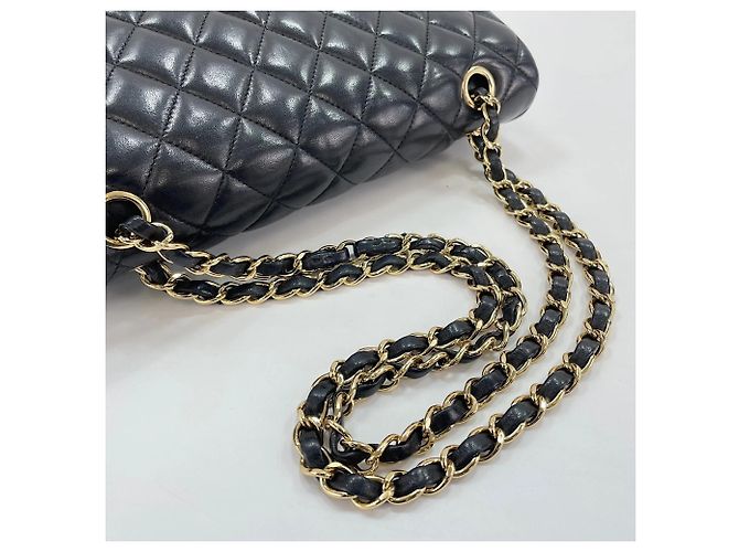 CHANEL Matelassé 25 Shoulder Bag Nero - vista 7