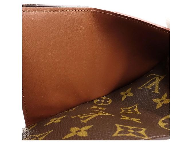 Cartera tríptico Monogram Louis Vuitton Castaño - vista 10