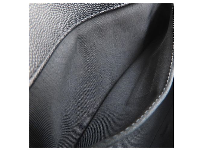 Borsa a tracolla Chanel Boy Chanel in pelle di vitello nera Nero - vista 14