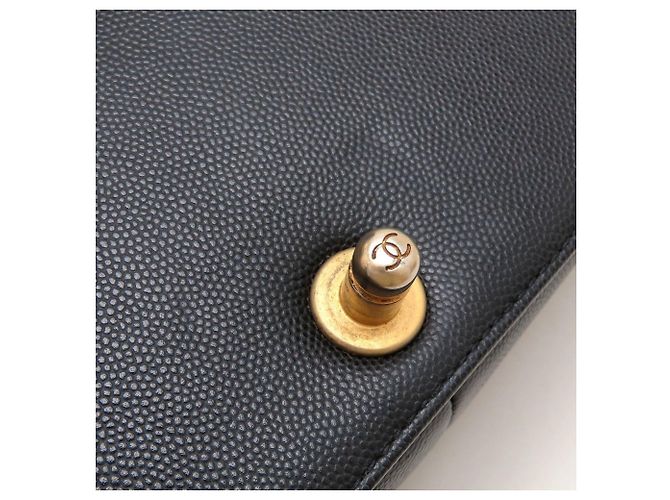 Borsa a tracolla Chanel Boy Chanel in pelle di vitello nera Nero - vista 19