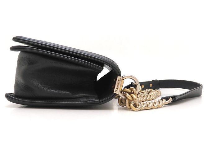 Borsa a tracolla Chanel Boy Chanel in pelle di vitello nera Nero - vista 3