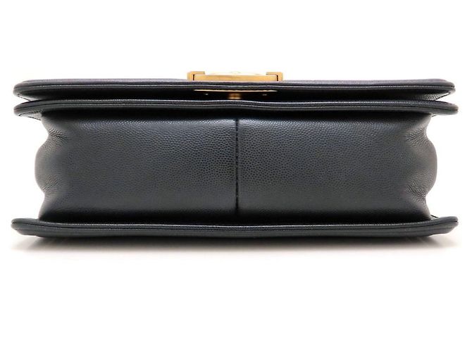 Borsa a tracolla Chanel Boy Chanel in pelle di vitello nera Nero - vista 4
