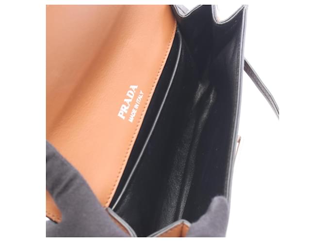 Borsa a Spalla Prada City Calf Marrone Nero - vista 3