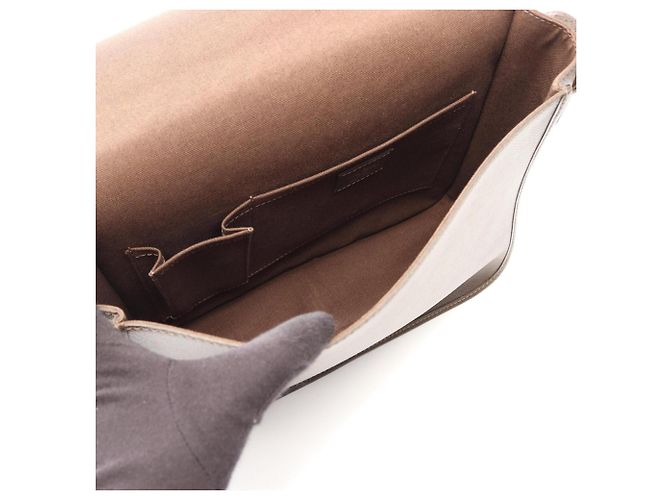 Borsa a tracolla Louis Vuitton Andrey Taiga Grizzly Marrone - vista 3