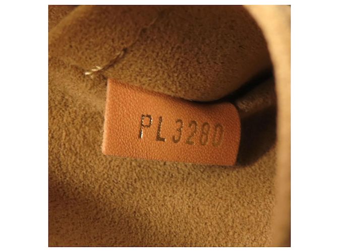 Louis Vuitton Monogram Boite Chapeau Souple MM Borsa a Spalla Marrone - vista 10