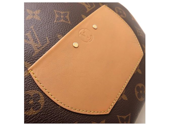 Louis Vuitton Monogram Boite Chapeau Souple MM Borsa a Spalla Marrone - vista 22