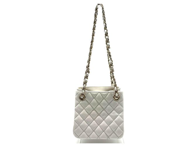 Borsa a Spalla Chanel Matelassé Mini Bucket Chain Bianco - vista 2