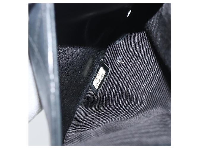 Carteira Bifold Bicolor em pele de cordeiro CHANEL Black CC Auth bs36637 Preto - vista 20