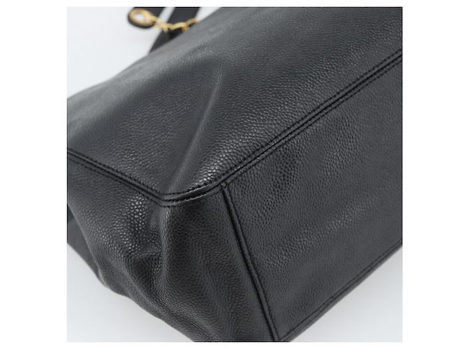 Borsa Tote con tracolla a catena CHANEL in pelle Caviar nera e CC dorato Auth 194920SAM Nero D'oro - vista 13