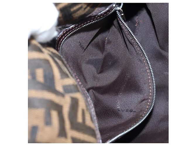 FENDI Zucca Canvas Mamma Baguette Borsa a Spalla Marrone Nero Auth 192460M - vista 25