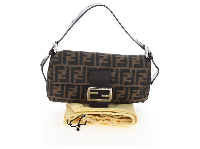 FENDI Zucca Canvas Mamma Baguette Borsa a Spalla Marrone Nero Auth 192460M - vista 28