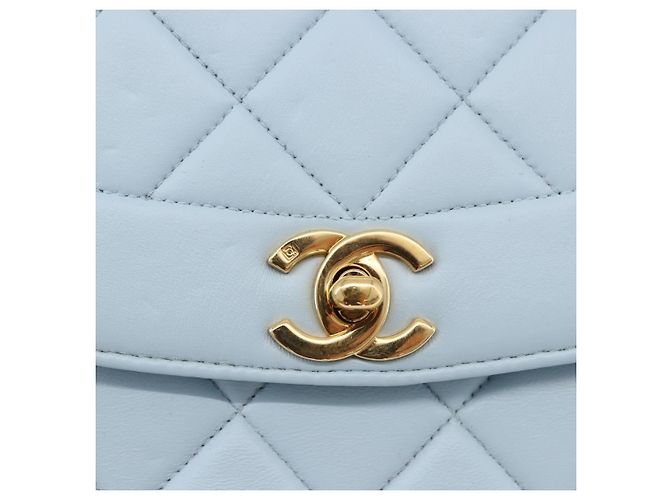 CHANEL Matelasse Chain Shoulder Bag Lamb Skin Light Blue Gold CC Auth 195324V D'oro Blu chiaro - vista 14