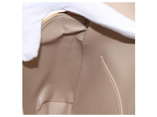 LOUIS VUITTON Monogram Vernis Thompson Street Bag Beige M91301 LV Auth 194189V - vista 22