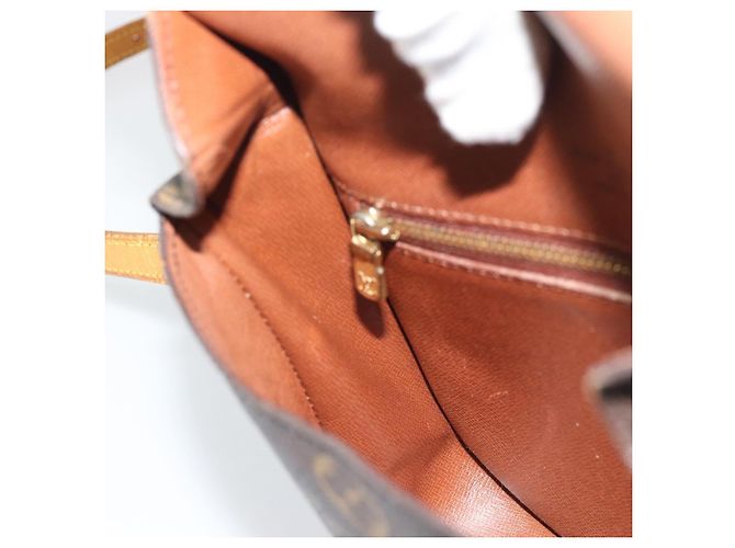 LOUIS VUITTON Borsa a Spalla Monogram Saint Cloud MM M51243 LV Auth 193923 Monogramma - vista 23