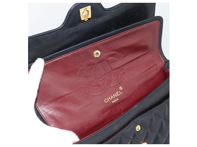 CHANEL Borsa a Spalla Chain Matelasse 25 in Pelle di Agnello Nera e Oro CC Auth 195247V Nero D'oro - vista 16