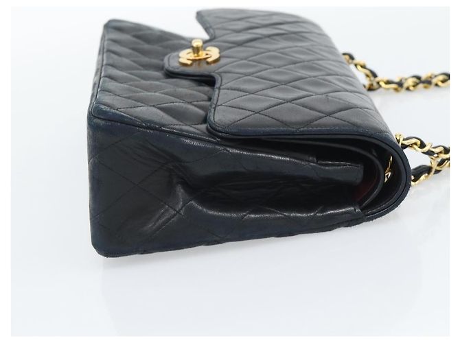 CHANEL Borsa a Spalla Chain Matelasse 25 in Pelle di Agnello Nera e Oro CC Auth 195247V Nero D'oro - vista 5