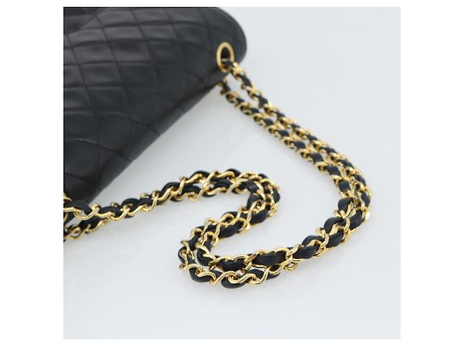 CHANEL Borsa a Spalla Chain Matelasse 25 in Pelle di Agnello Nera e Oro CC Auth 195247V Nero D'oro - vista 7