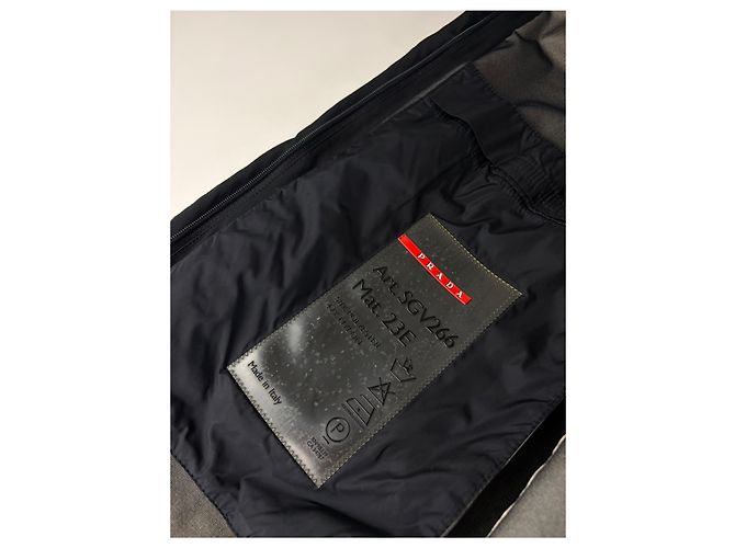 Giacca in nylon vintage Prada da uomo Nera L Nero - vista 5