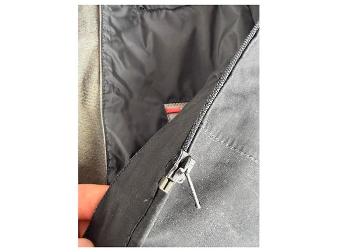 Giacca in nylon vintage Prada da uomo Nera L Nero - vista 9