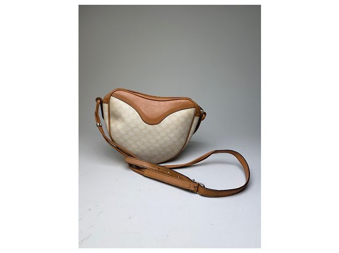 16 Céline Vintage Celine Schultertasche aus beschichteter Leinwand Cream Tan - Ansicht 2