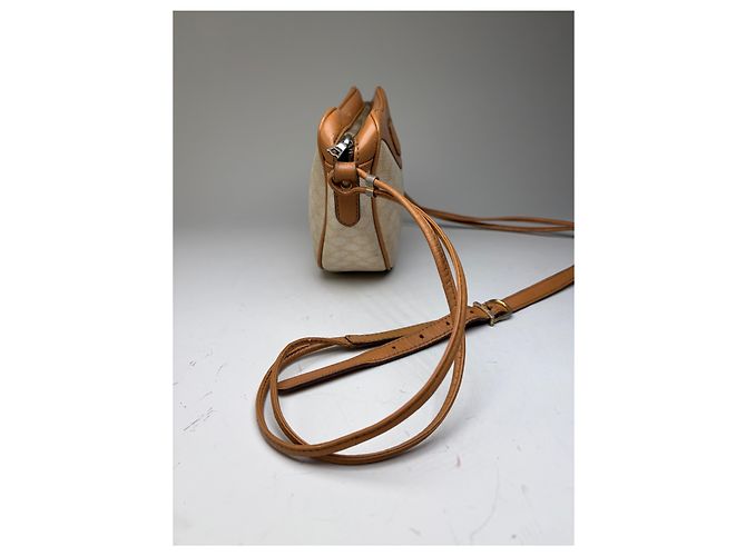 16 Céline Vintage Celine Schultertasche aus beschichteter Leinwand Cream Tan - Ansicht 8
