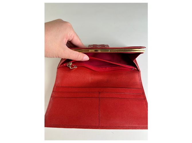 Vintage Givenchy Leather Wallet Red Gold-tone Clasp - view 7
