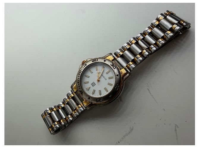 Vintage Givenchy Armbanduhr aus Edelstahl Silber Gold - Ansicht 9
