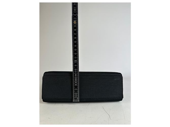 Vintage Givenchy Handtas aus strukturierter Textiloberfläche Schwarz Gold - Ansicht 11