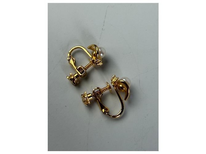 Vintage Courreges Clip-On-Ohrringe mit Perlenakzent Gold Weiß - Ansicht 3