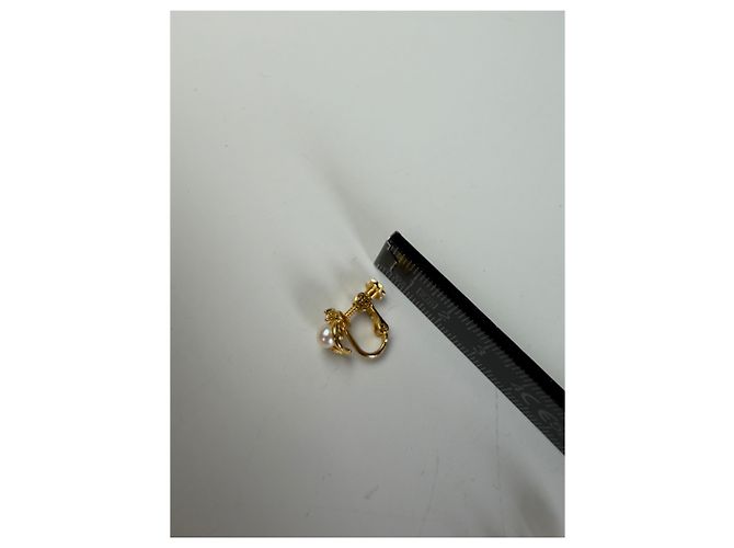 Vintage Courreges Clip-On-Ohrringe mit Perlenakzent Gold Weiß - Ansicht 7