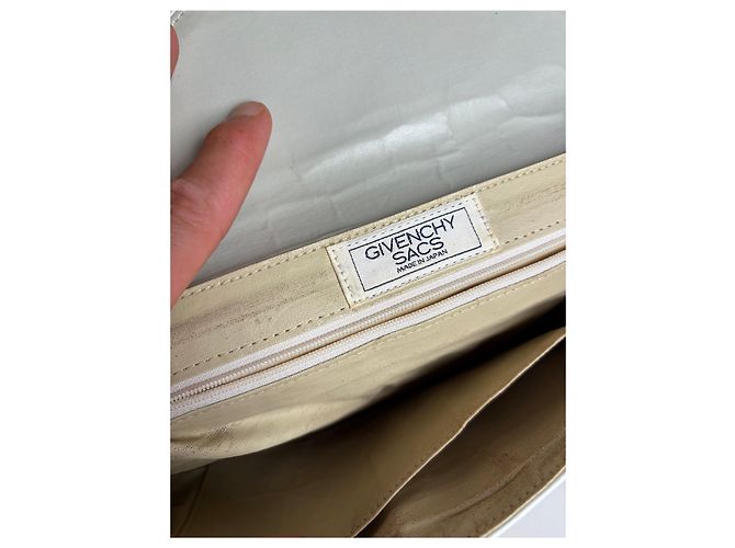 Clutch in pelle vintage Givenchy bianco argento - vista 5
