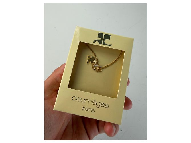 Collana vintage con logo Courreges in metallo dorato D'oro - vista 2
