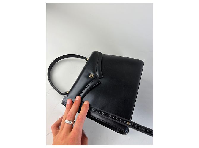 Vintage Givenchy strukturierte Lederhandtasche Schwarz Gold - Ansicht 9