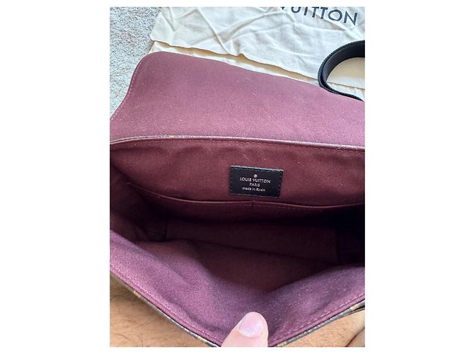 Louis Vuitton Borsa Messenger District PM Monogram Marrone Monogramma - view 10