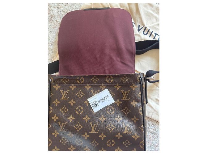 Louis Vuitton Borsa Messenger District PM Monogram Marrone Monogramma - view 4